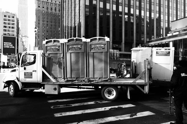 Porta potty delivery and setup in Penbrook, PA